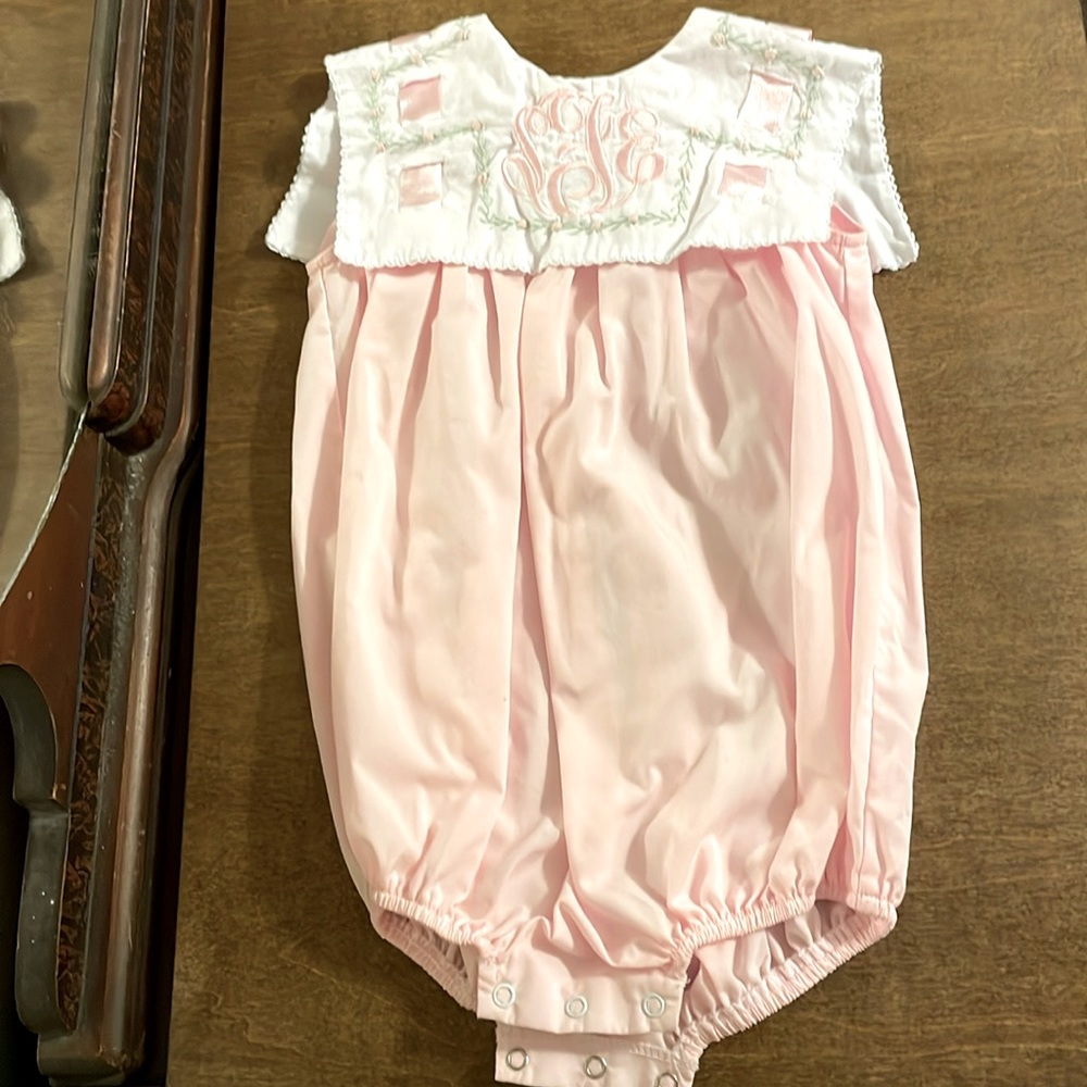 S•E•F Monogrammed Bubble with Flower Embroidery